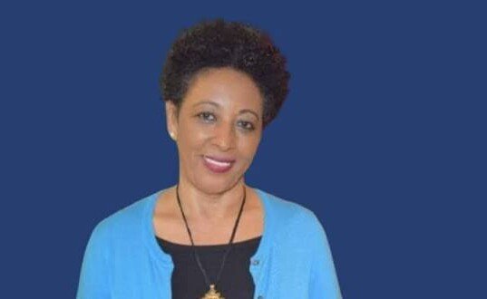 ለ30ዓመት በላይ ተመሳሳይ ተዋናይ ተመሳሳይ ቃላት እና ተመሳሳይ መልስ!